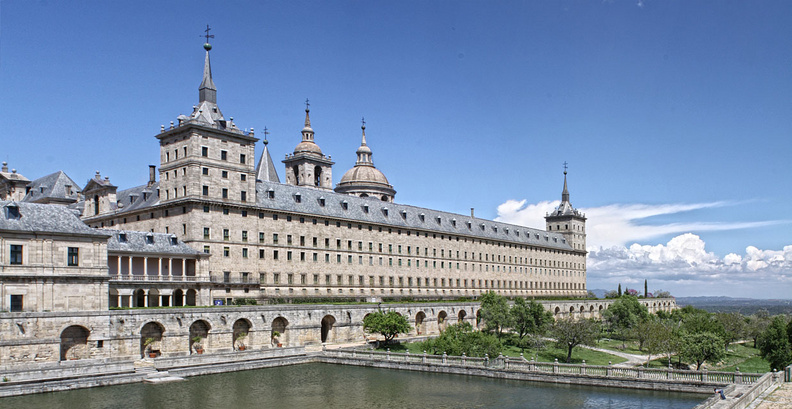 Escorial Piscina ECD.jpg